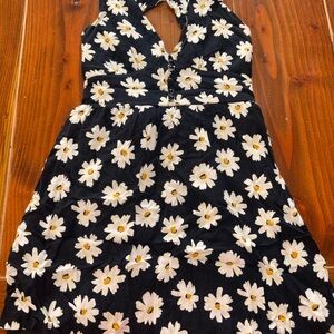 Forever 21 Black Daisy Halter Dress